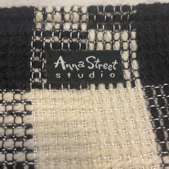 NWT Anna Street Studio Fabric Ribbon Wristlet - Picture 4 of 11